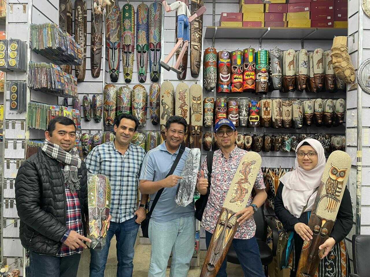 Kerajinan Tangan Indonesia Mewarnai Pasar Cenderamata di Sharm El-Sheikh