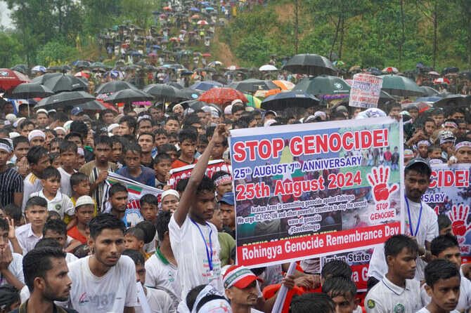 Kekerasan Meningkat, Bangladesh Kewalahan Menerima Ledakan Arus Pengungsi Rohingya