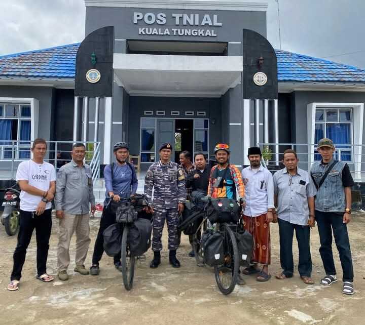 Sempat Terhadang Banjir di Jalur Sumatera, Fathur Lanjutkan Gowes Ke Mekah