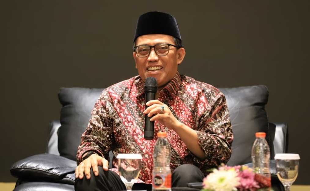 Waktu Shalat Subuh Dipersoalkan, Kemenag Bersuara