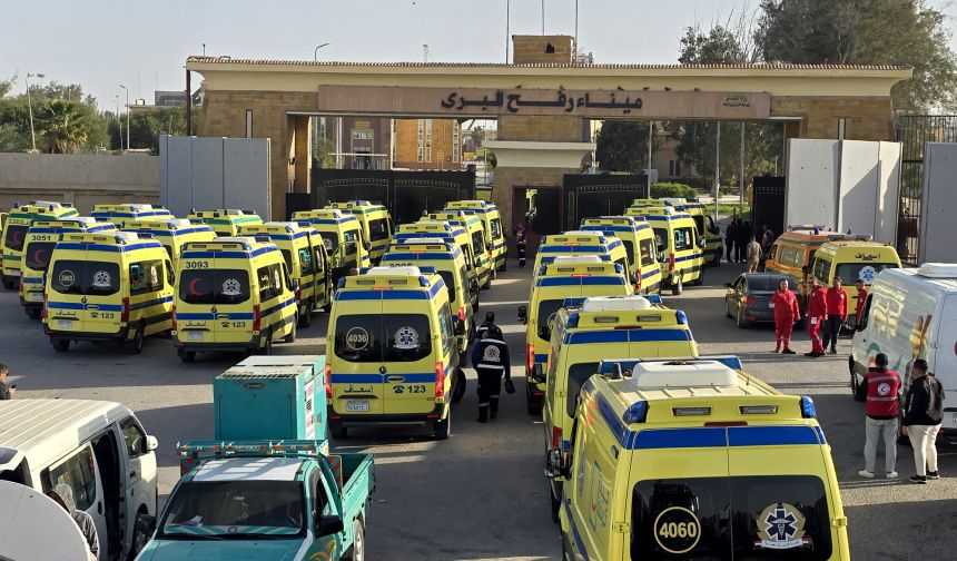 Perbatasan Rafah Dibuka Dua Arah, Warga Gaza Kembali ke Rumah