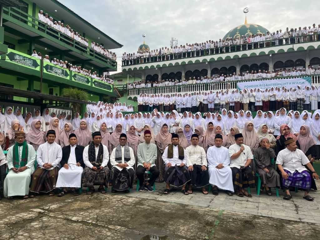 Mengenang Sang Mutiara Umat, KH Cholil Nafis Akan Hadiri Haul Akbar Pesantren Cintawana