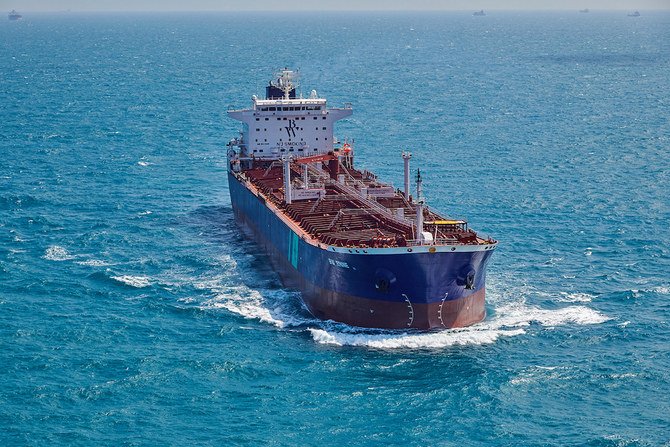 Kapal Tanker Pembawa BBM Diserang dan Meledak di Pelabuhan Jeddah