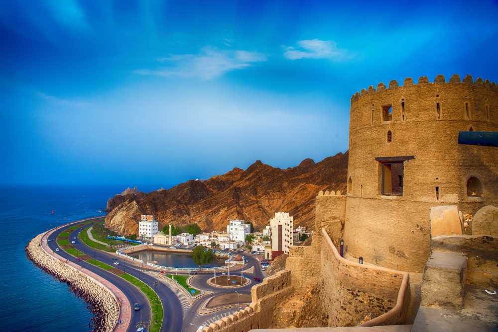 Dongkrak Pariwisata, Oman Bebaskan Visa untuk 103 Negara