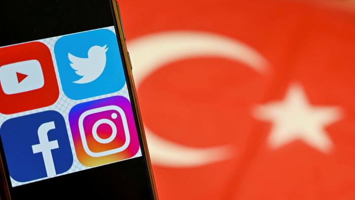 Facebook pun Tunduk, Akan Buka Perwakilan dan Simpan Data di Turki